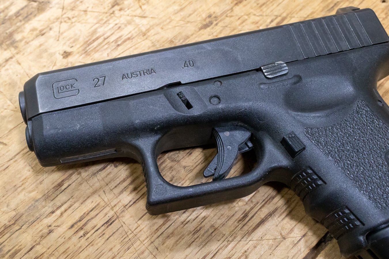 GLOCK 27 Gen3 .40 S&W 9-Round Semi-Auto Police Trade-In Pistol